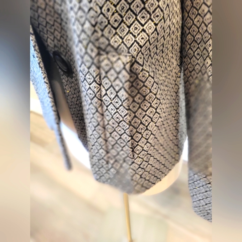 WOMEN'S GREY AND BLACK METRO STYLE SKIRT SUIT SET SIZE 12 - Picture 14 of 16